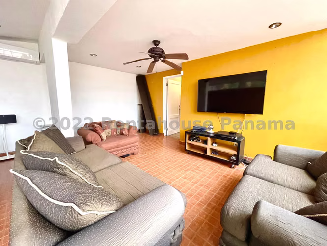 Venta de Casa en Altos de Panama Bosques de Cibeles KC - Imagen 4