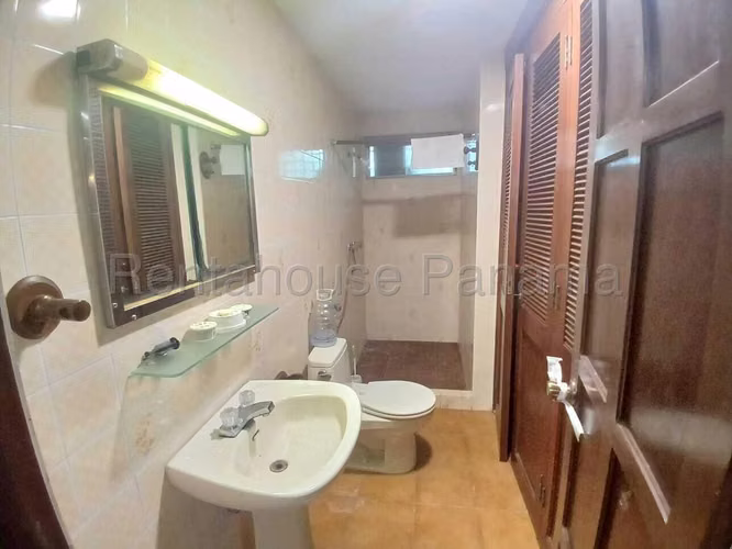 Venta de Casa en Betania 450 Mts PD