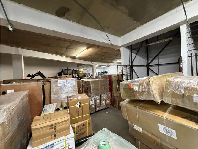 COLON / ZONA LIBRE / GALERA COMERCIAL FRANCE FIELD / 2750M / 3 NIVELES