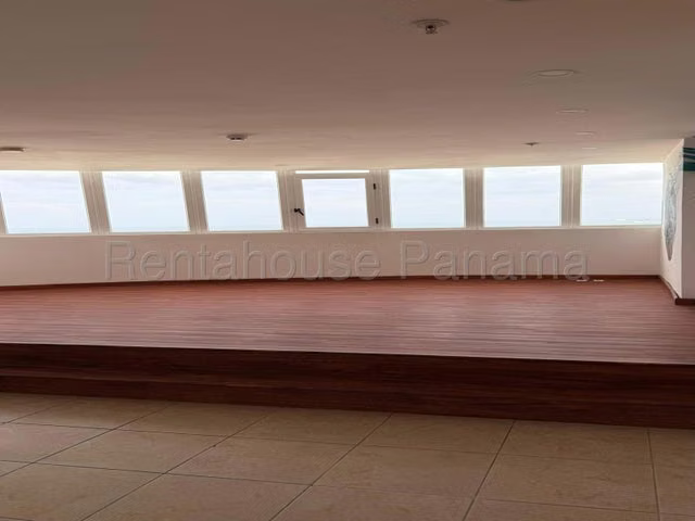 Apartamento en Venta en Avenida Balboa JG