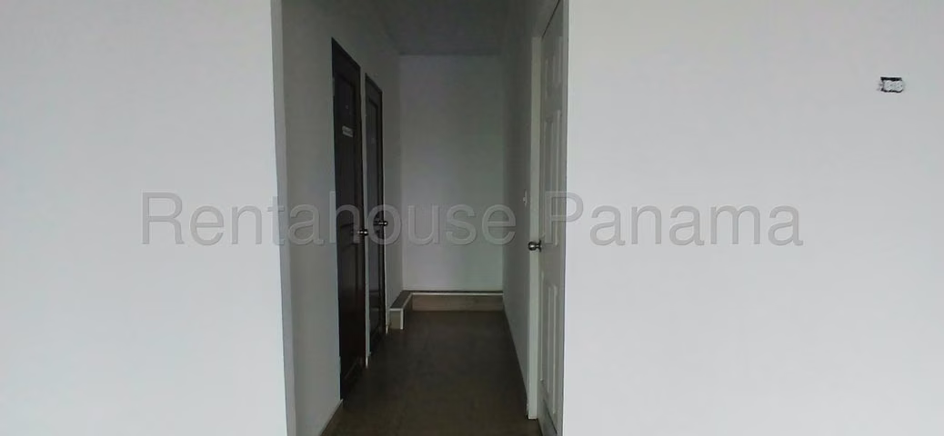 Local Comercial en Alquiler en Ancon JG