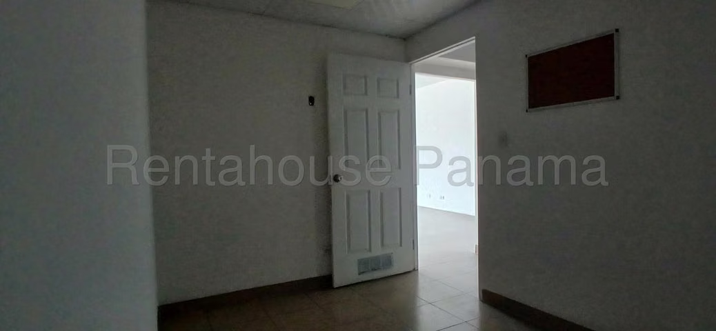 Local Comercial en Alquiler en Ancon JG