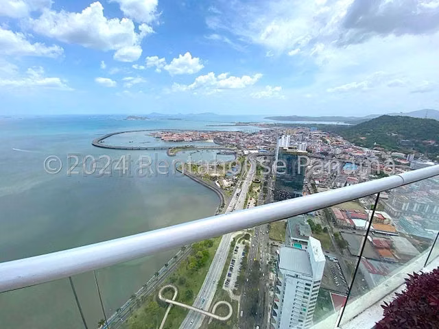 Apartamento en Venta en Avenida Balboa JG