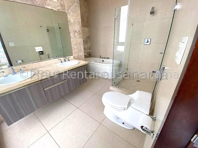 Apartamento en Venta en Avenida Balboa JG