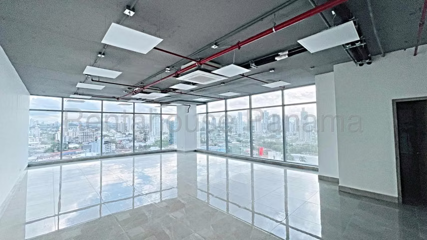 Oficina Comercial en Alquiler en Obarrio JG