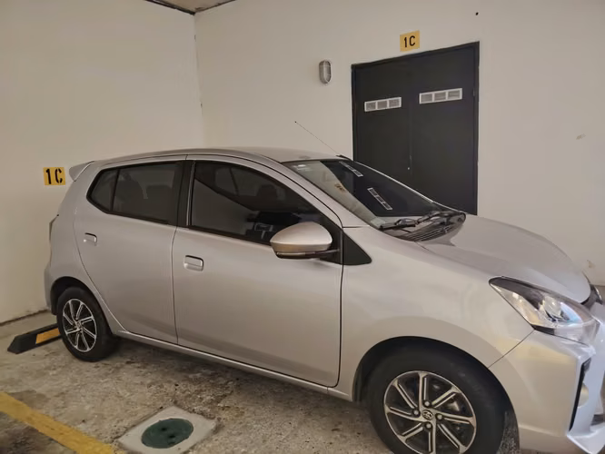 Excelente carro, pocos kms - Imagen 2