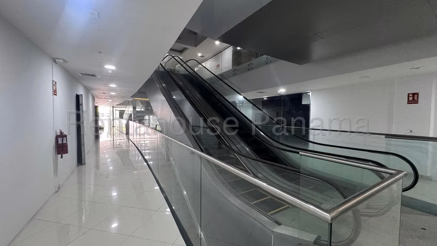 Venta de Consultorio en Via España, Worldwide Plaza, (Solo Cliente Directo) . - Imagen 6