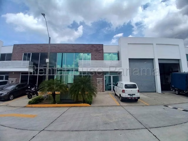 ALQUILER DE LOCAL COMERCIAL EN TOCUMEN