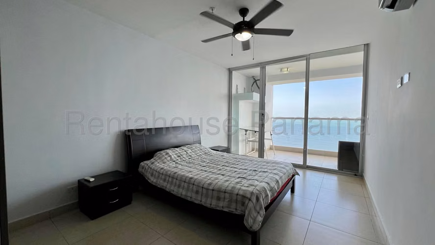 Apartamento en Avenida Balboa - Venta
