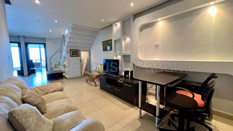 Apartamento en Avenida Balboa - Venta