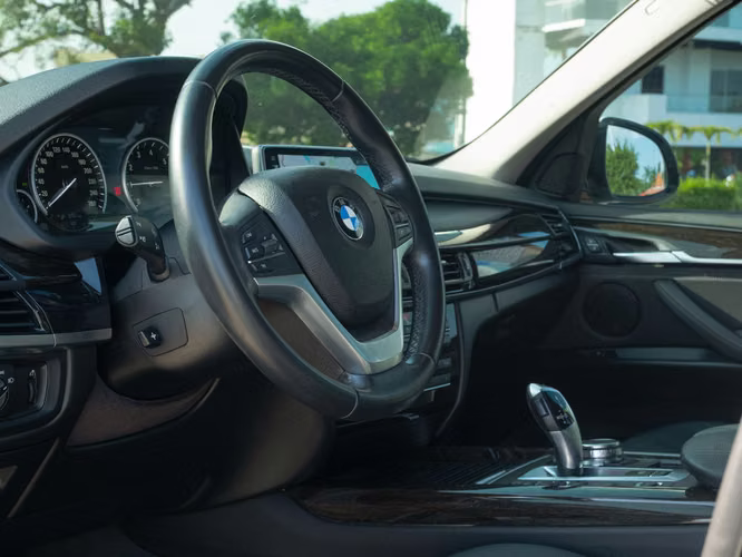 BMW X5 / Modelo xDrive40e /Año 2018 /Precio negociable $20,900