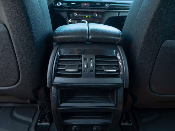 BMW X5 / Modelo xDrive40e /Año 2018 /Precio negociable $20,900