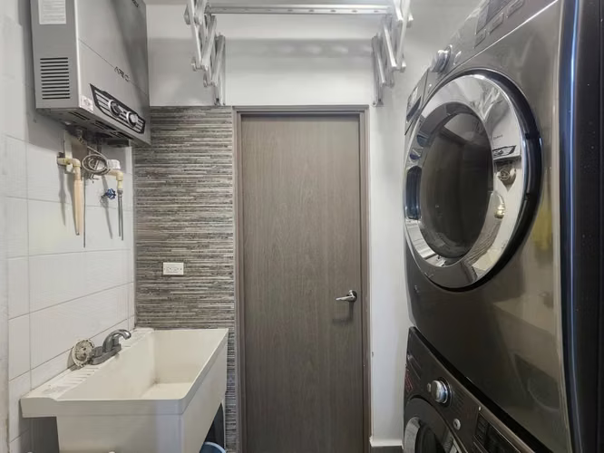 Via España | Dpto de 112 m2 | 2 habitaciones | CBE | Amoblado - Imagen 9
