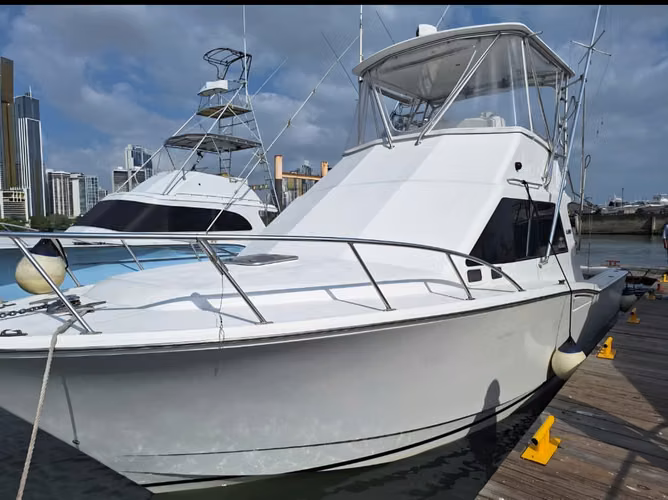 CABO 2001 Sportfishing Yacht | US$250,000 Negociable | Panamá