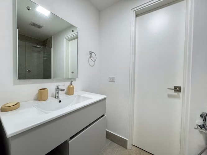 APARTAMENTO EN ALQUILER AMOBLADO | PH ARMONÍA, BELLA VISTA, BALBOA | EDIFICIO NUEVO - Imagen 6