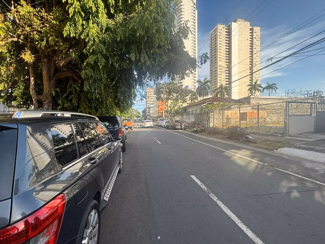 VENTA DE EDIFICIO EN BELLA VISTA - Imagen 11