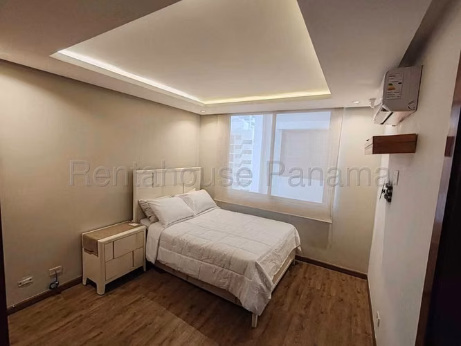 Venta de apartamento en Ph Coco Mar 27MVCH2082