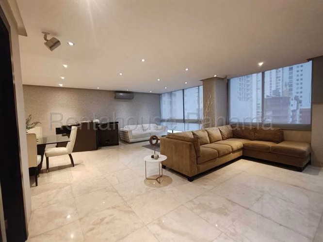 Venta de apartamento en Ph Coco Mar 27MVCH2082