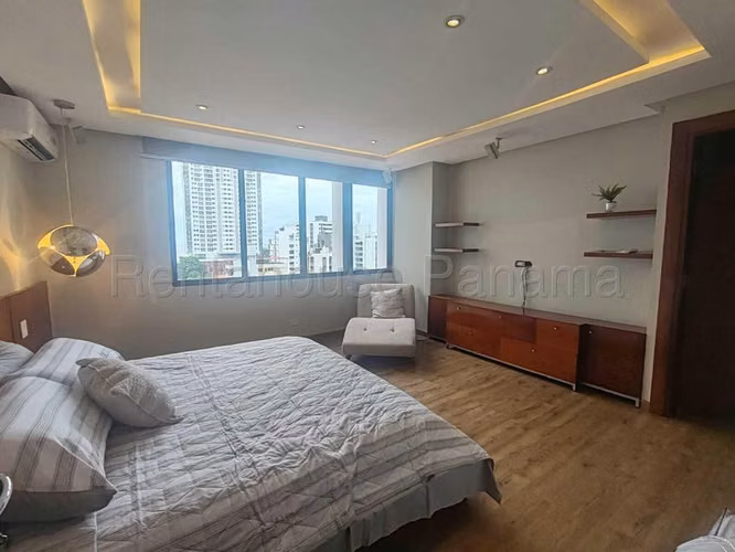 Venta de apartamento en Ph Coco Mar 27MVCH2082