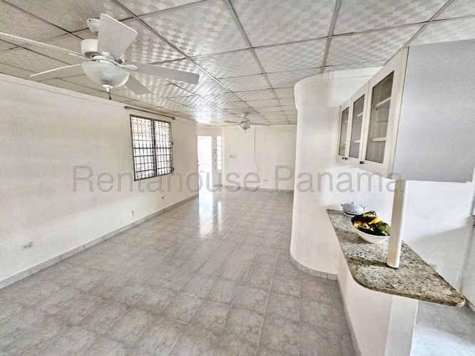 Venta Casa Remodelada Villa Lucre - YD - Imagen 5