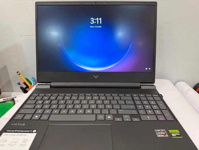 Laptop Victus 15