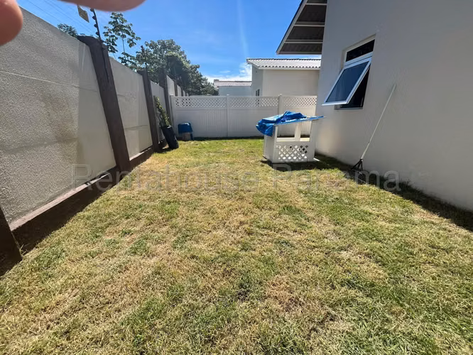 VENTA DE CASA EN CHORRERA DDB26-2916
