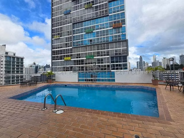 Se alquila apartamento amoblado en El Cangrejo
