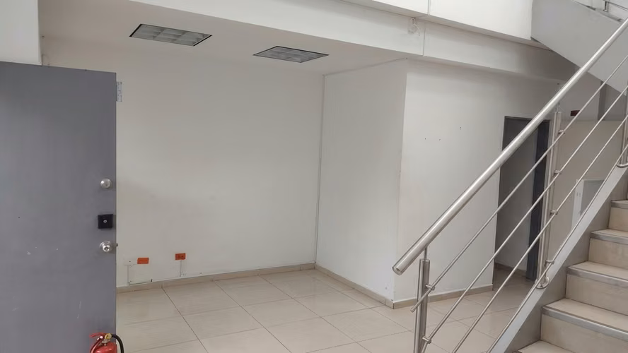 ALQUILO OFICINA EN CALLE MARTIN SOSA BELLA VISTA $1,000 - Imagen 5