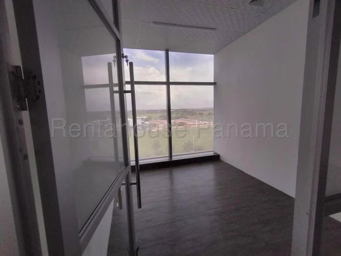 Venta Oficina Santa María - YD