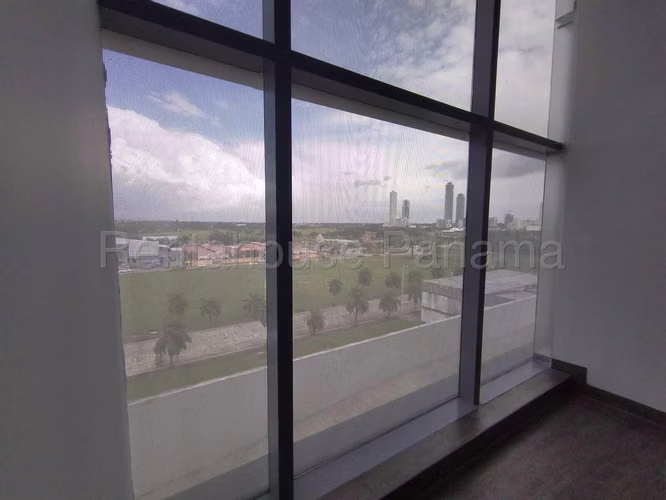Venta Oficina Santa María - YD