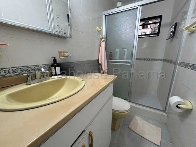 Venta Casa Duplex Betania - YD