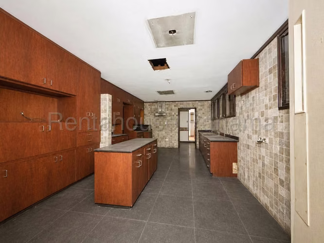 Venta Casa Altos de Golf - YD