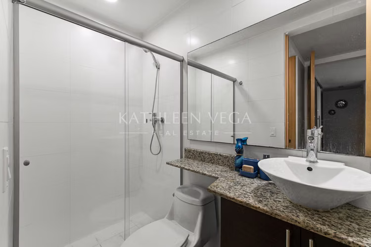 Apartamento con hermosas vistas en PH Citrus San Francisco - Imagen 12