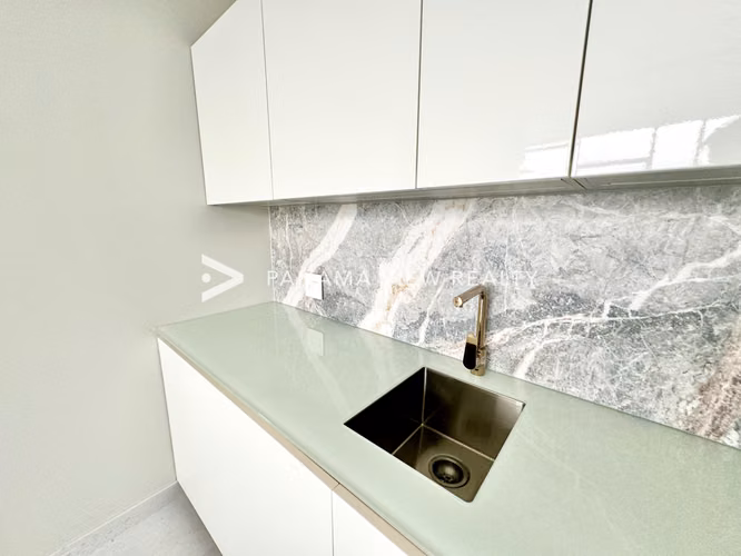 LA MAISON BY FENDI - SANTA MARIA - Imagen 8