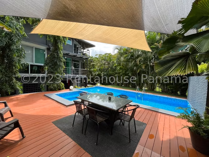 VENTA DE CASA ALBROOK GM