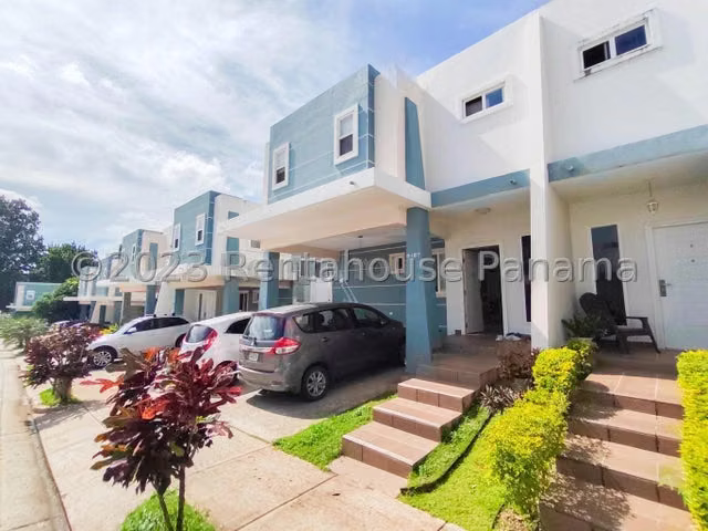 Sale Duplex house in Brisas del Golf 23MAM9188