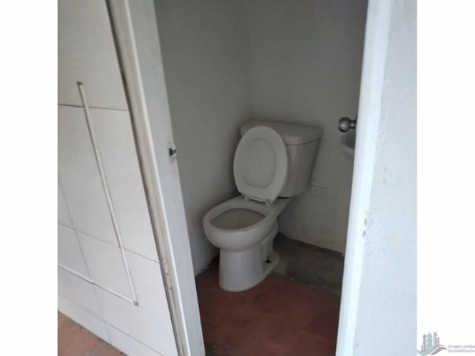SE VENDE LOCAL COMERCIAL O RESIDENCIAL EN SANTIAGO - Imagen 14