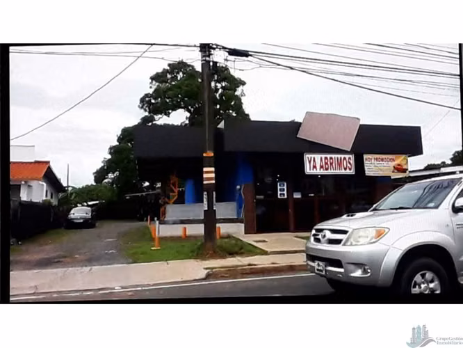 SE VENDE LOCAL COMERCIAL O RESIDENCIAL EN SANTIAGO - Imagen 5