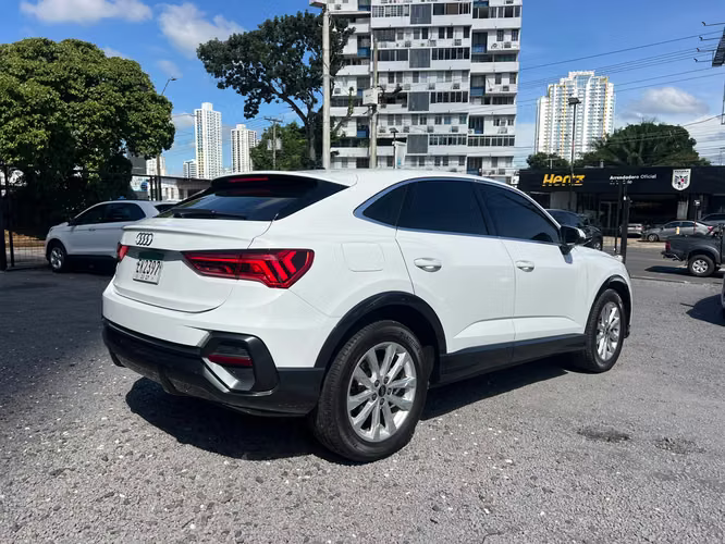 AUDI Q3 SUPER AUTOS ACEPTAMOS TRADE IN