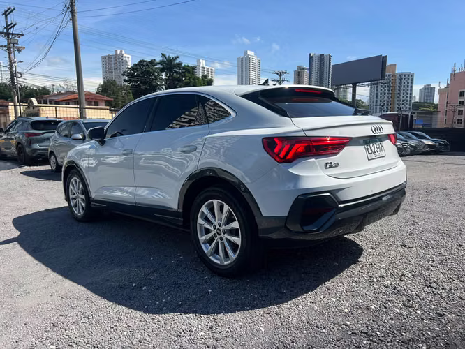 AUDI Q3 SUPER AUTOS ACEPTAMOS TRADE IN