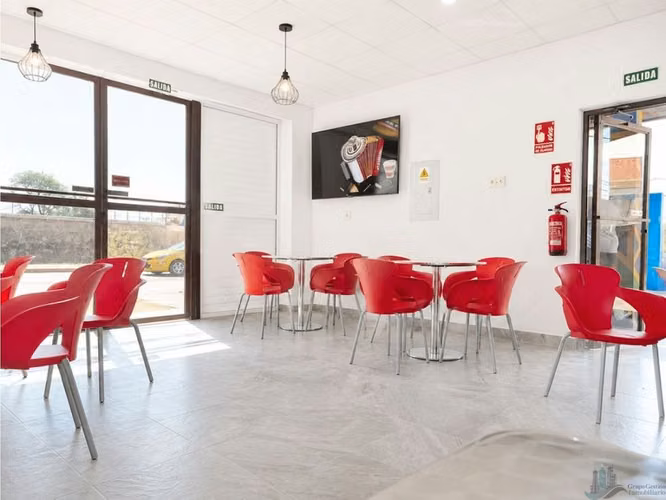 SE VENDE LOCAL COMERCIAL O RESIDENCIAL EN SANTIAGO - Imagen 2