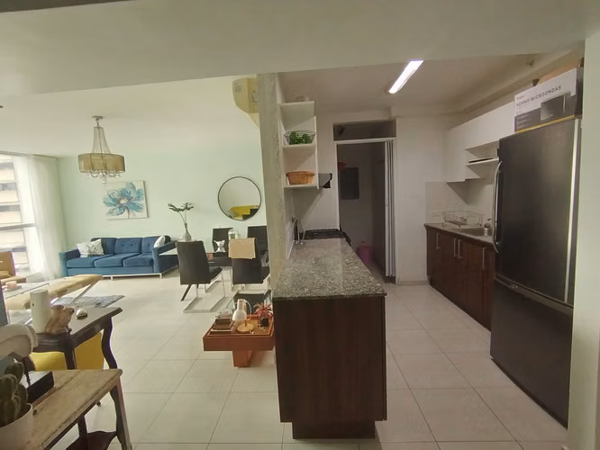 Se alquila apartamento en El Cangrejo, Ph Trinity Tower