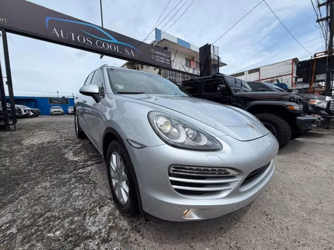 PORSHE CAYENNE 2014 AUTOMATICO FULL EXTRAS CON SUN ROOF IMPECABLE