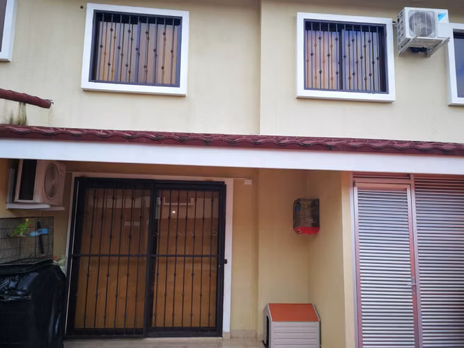 Se vende adosado en PH Altos del Este - Imagen 14