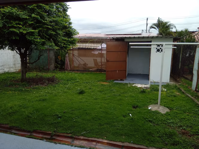 LOS ANGELES/BETANIA/ CASA EN VENTA - Imagen 14