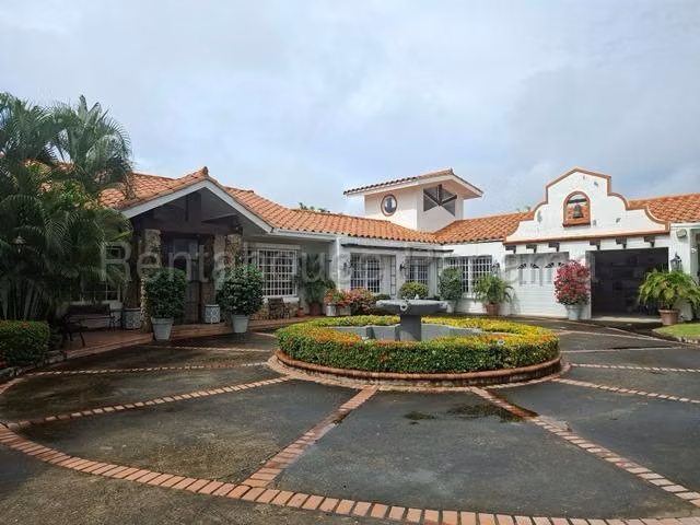 Venta Casa en San Carlos Punta Barco IH27-2036