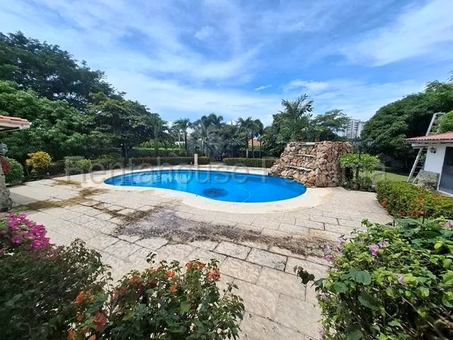 Venta Casa en San Carlos Punta Barco IH27-2036