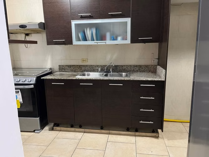 ALQUILO APARTAMENTO AMOBLADO EN BETANIA - Imagen 2