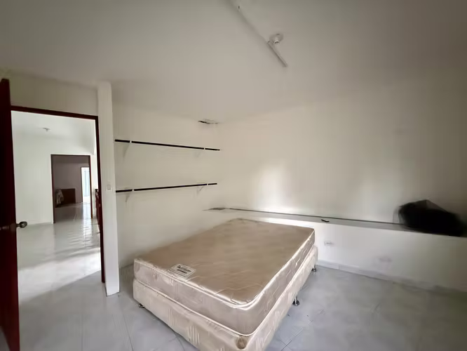 Se Alquila Casa en Villa de La Fuente II, El Dorador - Imagen 6