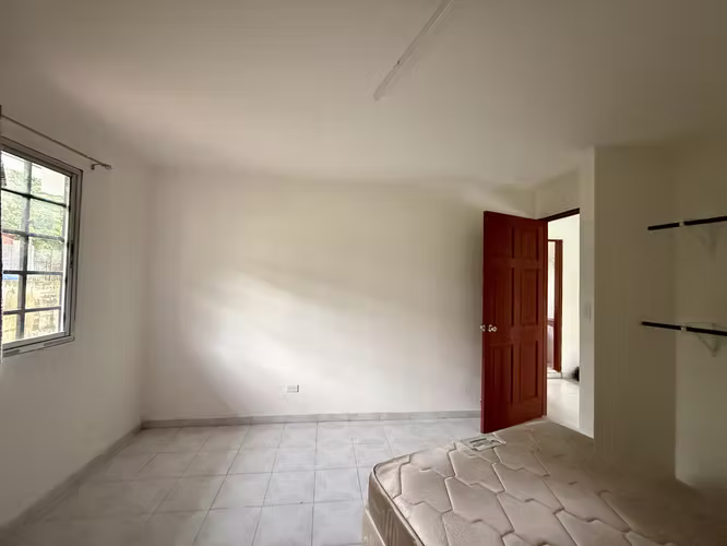Se Alquila Casa en Villa de La Fuente II, El Dorador - Imagen 5